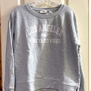 Vineyard Vines Women’s medium Sweatshirt